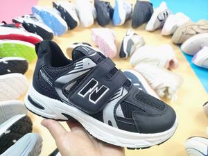 2024 nouvelle mode chaussures de sport pour enfants de haute qualité pour hommes et femmes chaussures décontractées pour enfants chaussures en stock direct d'usine - Product Image 2