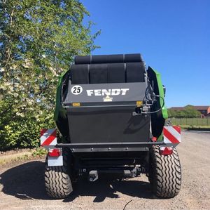 Tractor Mounted Mini Round Silage Mill Round Mini Hay Baling Machine for Sale. - Product Image 1