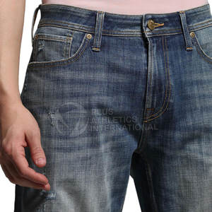 Short en jean urbain pour hommes avec ourlet roulé et style classique à cinq poches pour un usage quotidien Short en jean élégant pour hommes - Product Image 5
