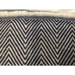 Bufanda Larga de Cachemira Personalizable con Diseño en Zigzag de Acero, Patrón Bordado y Logotipo Jacquard para la Temporada de Invierno - Product Image 1