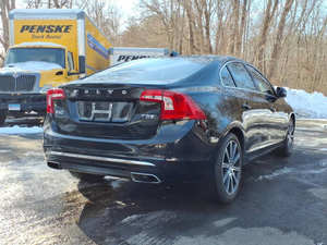 V*olvo S60 T5 Inscription d'occasion de 2017 - Product Image 5