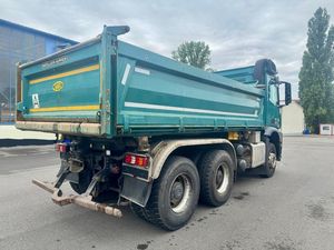 Camion benne à ciment Mercedes-Benz Arocs Allemagne 6001-14000 kg Conduite à gauche Euro III avec Hiab, éclairage LED et climatisation automatique - Product Image 5