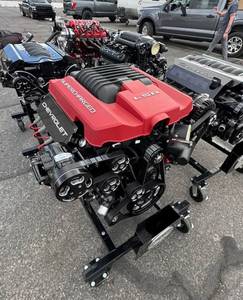 Moteur multi-cylindres 6,0 L 4 temps refroidi par eau LSA Premium avec démarrage électrique – Composant essentiel pour machines à haute productivité - Product Image 3
