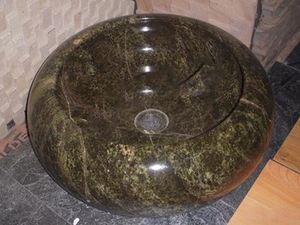 อ่างล้างจานหินทรายสีเขียวป่าสั่งทำสำหรับใช้ในที่พักอาศัยและเชิงพาณิชย์ - Product Image 1