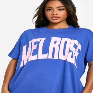 Camiseta Extra Grande de Punto Digital Estampada Melrose para Mujer, de Calidad Premium, Personalizada, Corte Holgado para Ocasiones Invernales - Product Image 3