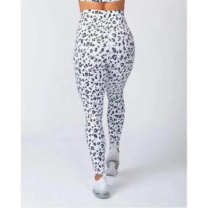 Mallas con logotipo personalizado sin costuras para mujer ropa deportiva informal nueva oferta LICRA/poliéster mallas con sublimación para mujer cintura con logotipo - Product Image 4