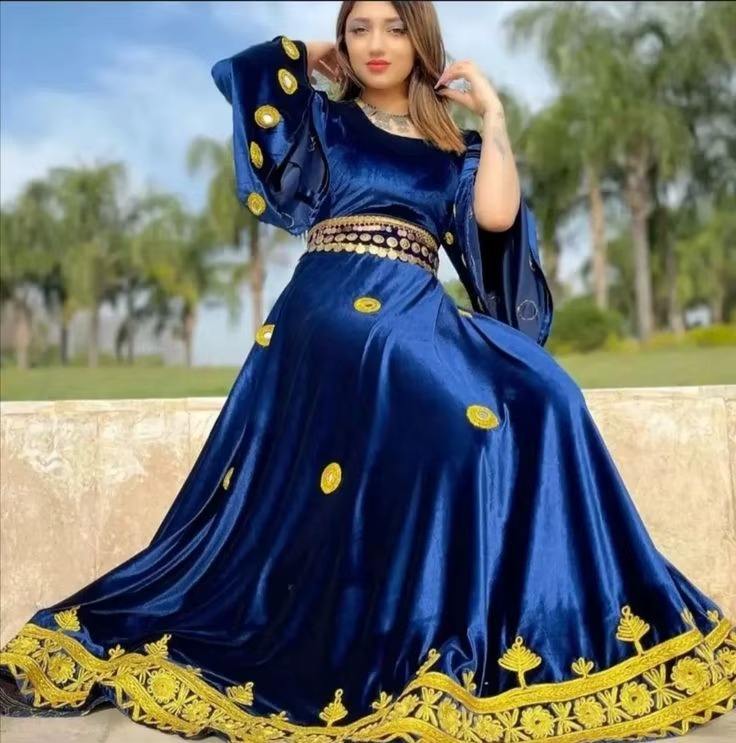 Bridesmaid Dress Blue Dress With Rose Gold Shoes Royal Blue And