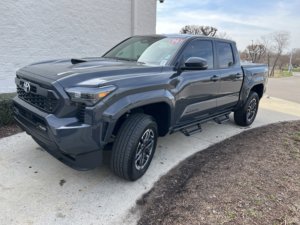 Toyota Tacoma TRD Sport d'occasion propre 2024 - Product Image 3
