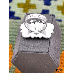 Bague ajustable artisanale en turquoise émeraude de la Vallée du Sud-Ouest et argent sterling, avec technologie d'incrustation à sertissage clos, idéale pour un cadeau - Product Image 4