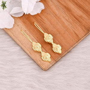 Boucles d'oreilles pendantes en laiton vintage faites à la main pour femmes, bijoux bohèmes uniques, idées cadeaux, boucles d'oreilles créoles en laiton de haute qualité, commande en gros - Product Image 3