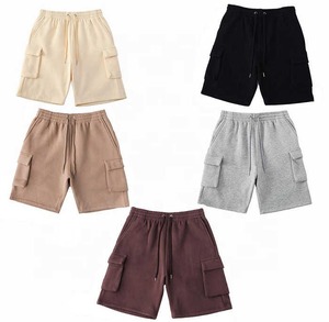 Short cargo pour homme 100% coton molletonné personnalisé Bas de planche active à motif solide avec design simple et logo personnalisé - Product Image 4