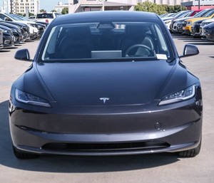 Tesla Model 3 Long Range RWD 2025 - Product Image 1