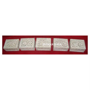 Cajas de Joyería de Piedra de Savia Natural, Atractivas, de Forma Rectangular, con Diseño Tallado a Mano, para Decoración del Hogar y Regalos - Product Image 1