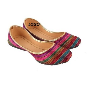 Breathable Pakistani Punjabi Jutti Khussa Women's Designer Wear Special Occasion Wear Printed Khussa Shoes With Customized Logo - Product Image 4