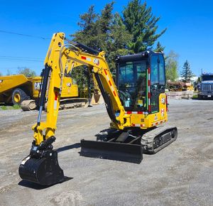 MACHINES DE CONSTRUCTION D'OCCASION Mini-excavatrice 307E2 de 3 tonnes sur chenilles en caoutchouc, boîte de vitesses S PLC, moteur EPA pour usage agricole et domestique - Product Image 1