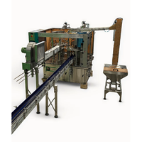 Machines de remplissage automatiques à trémie de 10 L pour boissons conditionnées, lait, liquides, bouteilles en plastique PET, capacité de 50 bouteilles par minute, 220 V, eau et soda