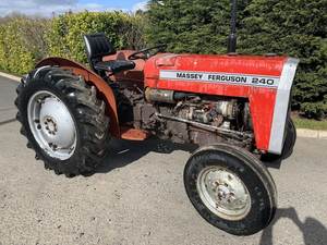 รถแทรกเตอร์มือสอง Massey Ferguson 240 50 แรงม้า ดีเซล ขับเคลื่อน 4 ล้อ |   ระบบเกียร์ |   ผลผลิตสูง |   พร้อมส่งออก ขายแล้ว - Product Image 4