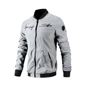 Chaqueta de bombardero con bordado de letras para hombre, chaquetas de bombardero nuevas de primavera y otoño para hombre, color sólido - Product Image 1