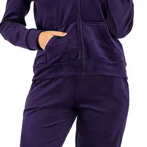Gran oferta de chándal informal de terciopelo para mujer de talla grande, ropa de invierno con patrón sólido, conjuntos transpirables de algodón 100% de diseño personalizado - Product Image 6