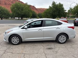 2021 H-yundai Accen-t SE FWD - Product Image 4