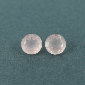 Hilo de piedras preciosas semipreciosas sueltas de corte redondo de cuarzo rosa natural para la fabricación de joyas Precio directo de fábrica del proveedor - Product Image 1