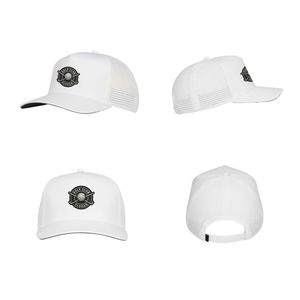 Casquette de golf professionnelle OEM à visière incurvée avec logo personnalisé en patch de caoutchouc, trous perforés au laser, casquette de baseball ajustable - Product Image 5