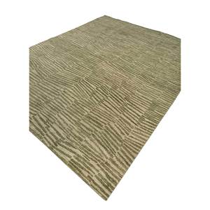 Tapis en laine noué à la main vert thym, motif abstrait, pour entrée, salon ou couloir - LCA-870, modèle puzzle rectangulaire 9x12 - Product Image 2