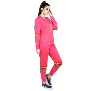 Ensemble de survêtement de yoga respirant Evolve pour femme – Pantalon de jogging confortable et haut de sport pour l'entraînement et l'usage quotidien - Product Image 3