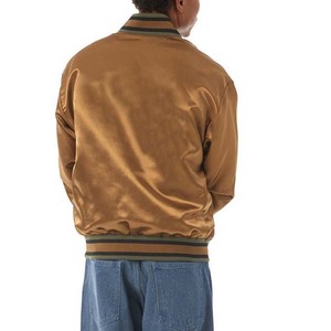 Nouveau style Confortable Hommes Baseball Satin Varsity Veste Léger Top Tendance Haute qualité Hommes Veste avec Tissu Durable - Product Image 5