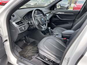 BMW X1 sDrive28i FWD 2018 / Disponible à la vente, faible kilométrage, moteur essence, véhicule d'occasion en excellent état, sans accident, Offre Spéciale, Conduite à gauche - Product Image 5