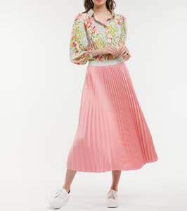 Chemisier d'été personnalisé pour femmes, manches froncées, ourlet incurvé, grandes tailles, chemises florales écologiques – Vente en gros - Product Image 6