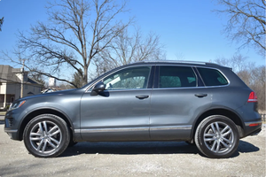 Asequible para Conducir |   CONDUCCIÓN IZQUIERDA |   Volante a la derecha |   Volkswagen Touareg Luksus TDI 2016 - Product Image 3