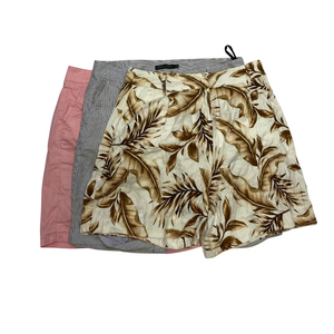 Short mixte d'occasion pour femmes-Porté doucement Style décontracté doux et décontracté Fabriqué en Australie Tailles mixtes - Product Image 1