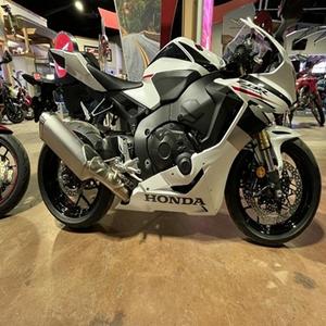 Precio asequible 2025 Hondas CBR1000RR 998cc Inline Four Exclusive Promo Oferta Personalizable ODM OEM Disponible para DIY Industrial - Product Image 5