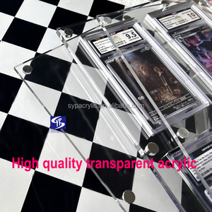 Soporte Acrílico Transparente Personalizado SYP <span class=keywords><strong>de</strong></span> 9 Ranuras para Pokémon Black Star Promo 2023, Pokémon X Van Gogh Pikachu con Sombrero <span class=keywords><strong>de</strong></span> Fieltro Gris # 085 PSA 10 - Product Image 3