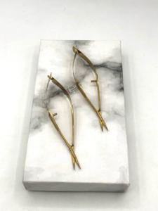 Tijeras Profesionales Curvas de Plasma Dorado para Cejas, de Acero Inoxidable, con Logotipo y Color Personalizados, Herramienta de Belleza - Product Image 2