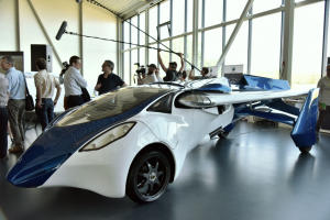 Nuevo Auto Volador AeroMobil Lanzado en 2026 - Product Image 1