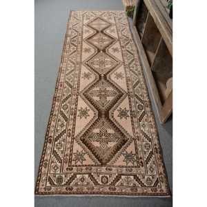 Alfombra Turca Vintage de 3.4x9.8 pies (105x299 cm), Alfombra Floral Marrón y Rosa - Product Image 1