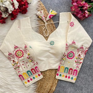 Blusa Khadi de algodón puro con cuello en V Hermoso estilo formal de verano Handloom bordado con tops modestos de múltiples hilos - Product Image 6