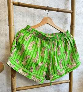 Ensemble short à manches courtes en coton tissé imprimé à la main, imprimé floral, col en V, haut à manches courtes, vêtements d'été - Product Image 5