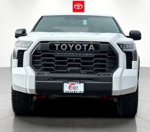 100% Asequible, DESCUENTO, Toyota Tundra I-Force Max CrewMax 2025 Usada en Excelentes Condiciones, Disponible Tanto en Versión Derecha como Izquierda - Product Image 1