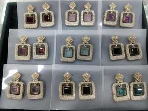 Boucles d'oreilles royales Polki Kundan pour tenue de mariée, bijoux traditionnels indiens pour femmes, tenues festives, cadeau pour cérémonie de mariage - Product Image 3