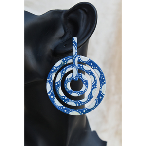 Aretes de Aro de Latón con Acabado Mate Dorado Tradicional Meenakari para Fiestas, para Niñas y Mujeres - Product Image 1