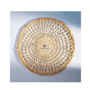 Tapis et coussinets uniques en jonc de mer écologiques avec cordon en plastique fabriqués au Vietnam - Product Image 1