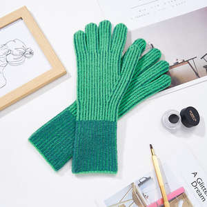 ถุงมือไหมพรมถักสำหรับผู้หญิงถุงมือขนสัตว์นุ่มลายทางแฟชั่นสำหรับฤดูหนาวกลางแจ้งสีสันสดใส - Product Image 1