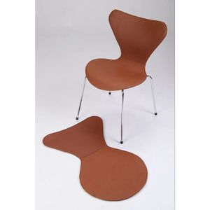 Funda de Cuero Marrón para Sillón Arne Jacobsen 3107/3207 - Product Image 1