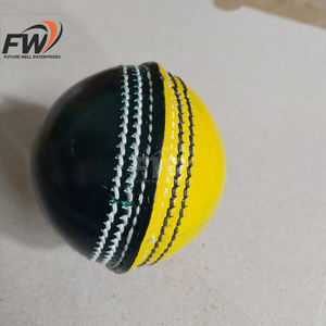 Pelotas de Cricket de Cuero Genuino de Alta Calidad con Logotipo Personalizado, Color Sólido, Tamaño Personalizado, Entrenamiento Profesional, Empaque Personalizado para Equipos - Product Image 2
