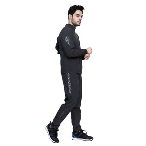 ชุดวอร์มผู้ชายไซส์ใหญ่ ลายเรียบ โลโก้สั่งทำได้ เป็นมิตรกับสิ่งแวดล้อม เหมาะสำหรับกิจกรรมกลางแจ้งในฤดูหนาว ผลิตจากผ้าฝ้าย 100% ระบายอากาศได้ดี น้ำหนักเบา แห้งเร็ว - Product Image 3