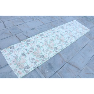 Tapis turc vintage, tapis de 2,2 x 8,5 pieds, tapis vert à motifs floraux - Product Image 3
