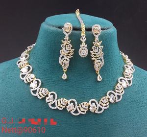Impresionante conjunto de joyas de collar y pendientes AD para mujer, Ideal para novias, funciones de boda, fiestas y ocasiones festivas - Product Image 3